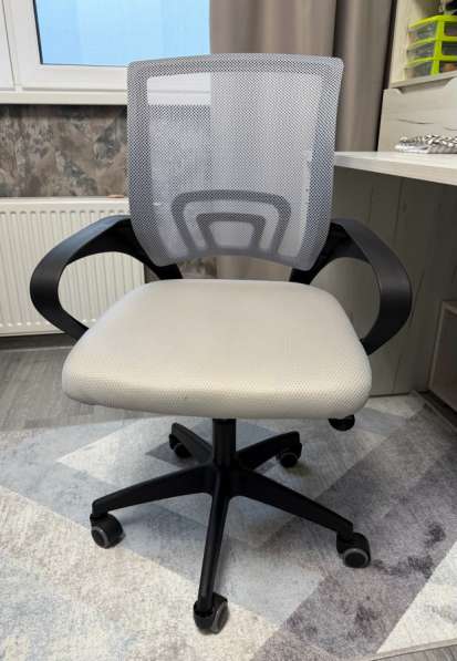 Компьютерное кресло