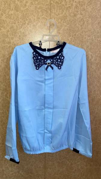 Блузка школьная