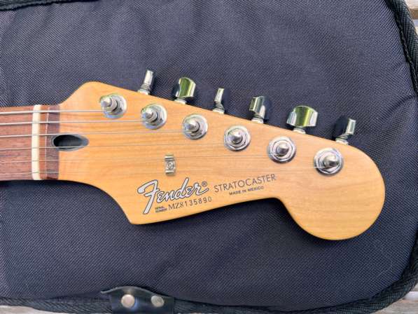 Fender Stratocaster MIM 2008 в Ростове-на-Дону фото 10