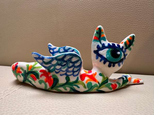 Фигурки котоангелов в Москве