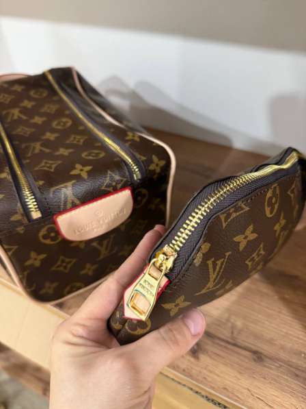 Косметичка 2в1 LV