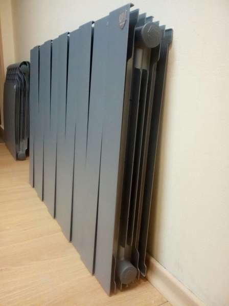 Дизайн радиатор Royal Termo, Pianoforte 500 Монтаж в Санкт-Петербурге