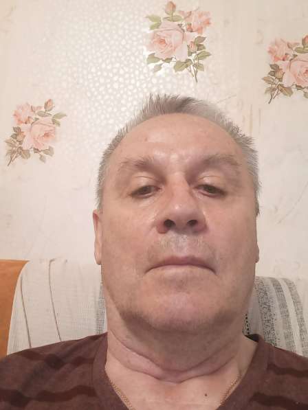 Юрий, 73 года, хочет пообщаться