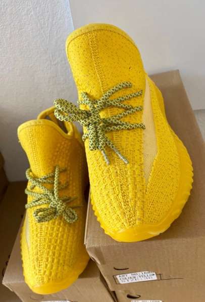 Кроссовки Yeezy