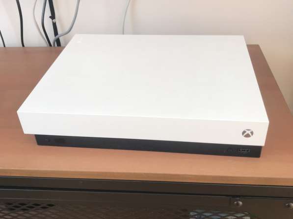 XBOX ONE X