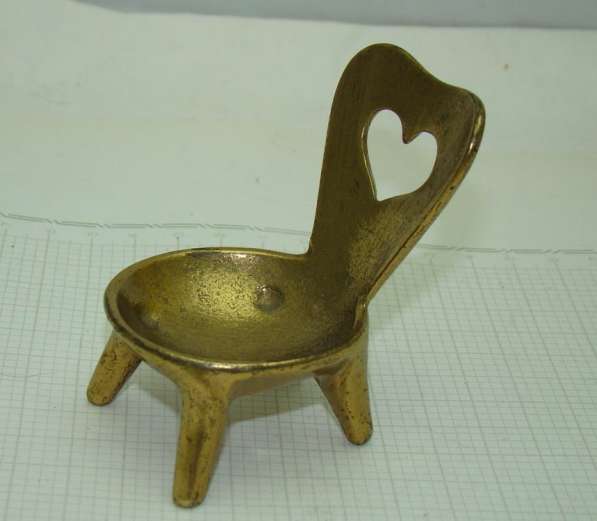 Лоток подсвечник Стул (R985)