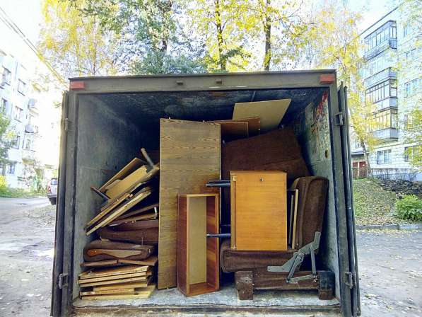 Вывоз старой мебели, техники, строительного мусора в Перми фото 7