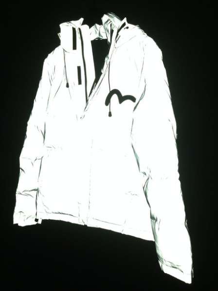 Зимняя куртка бренда Evisu (Эвису) муж в Иркутске