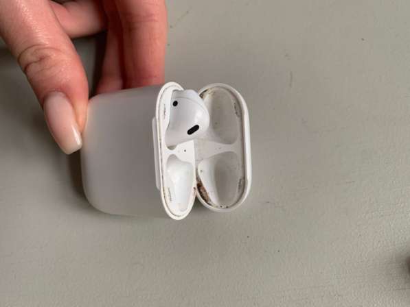 Airpods 1