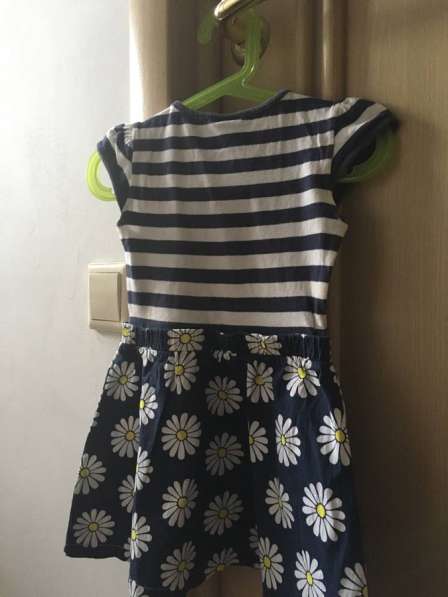Детское платье с ромашками для девочки 4-х лет в Чебаркуле