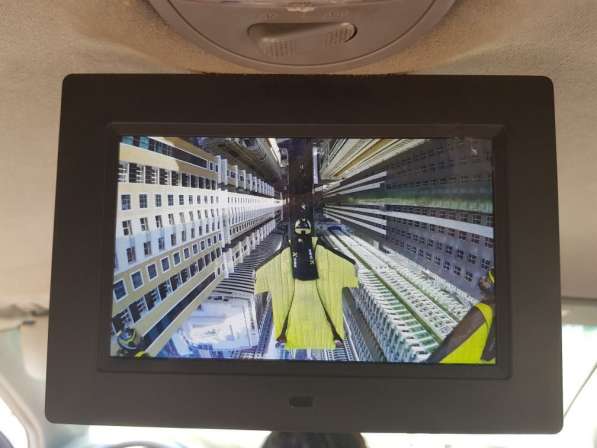 Размещение видеорекламы на HD-Дисплеях в такси города в Кирове