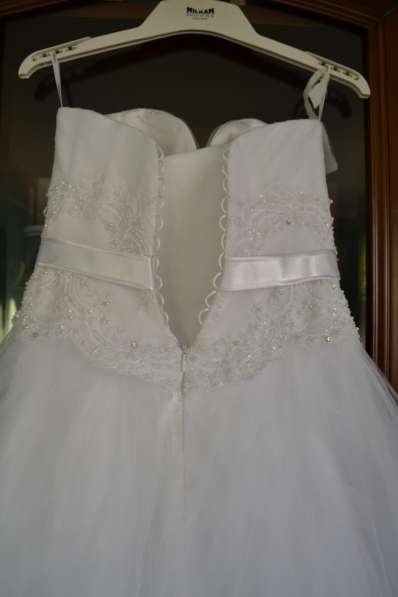 Продам весільне плаття, ціна договірна,0978689213 в 