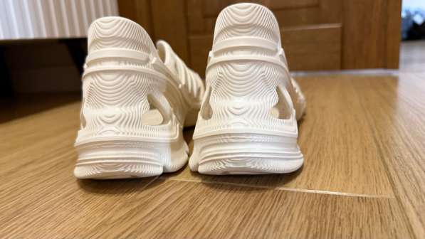 Adidas кроссовки в Москве фото 3