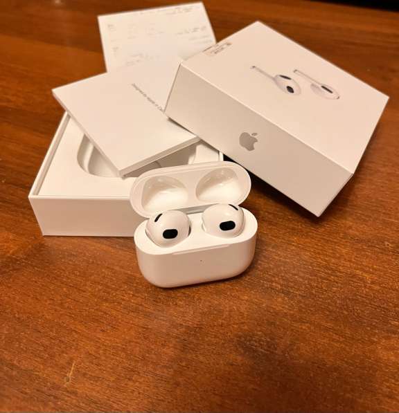 AirPods 3