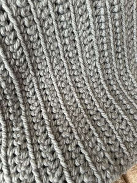 Вязаный крючком плед в Москве