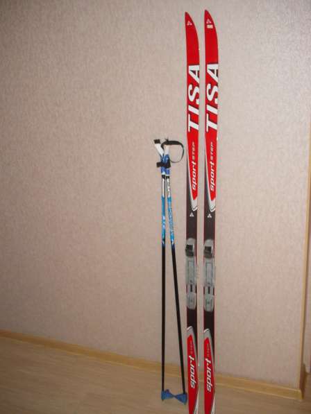 Лыжи (185 см) с лыжными палками (130 и ботинками 38 размера в Видном фото 15