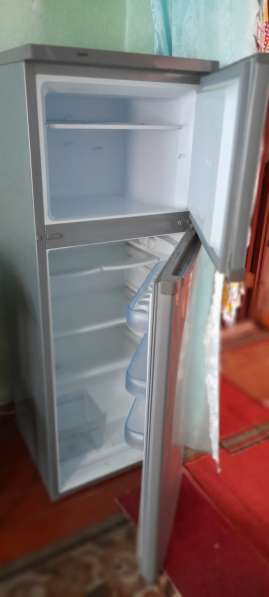 Продаётся холодильник в фото 3