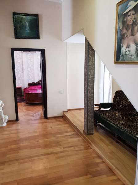 Сдается 3 комнатная квартира на Марджанишвили в г. Тбилиси в фото 9