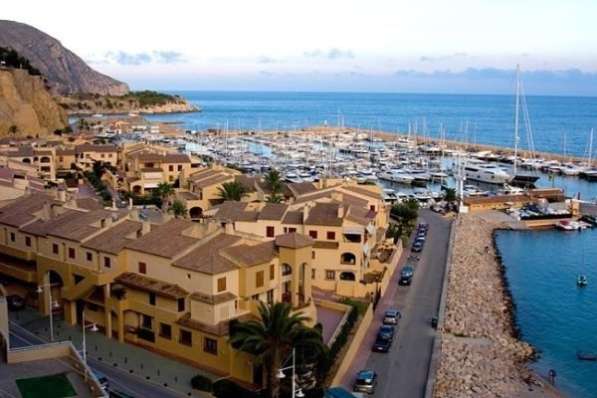 Недвижимость в Испании, Квартира с видами на море Альтеа