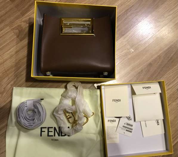 Сумка Fendi оригинал