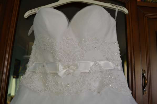 Продам весільне плаття, ціна договірна,0978689213 в фото 3