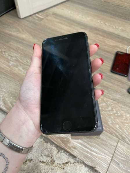 Apple IPhone 8 Plus 256 GB в Санкт-Петербурге фото 5