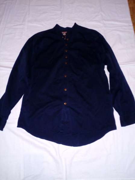 Рубашка мужская джинсовая, очень качественная в Красноярске