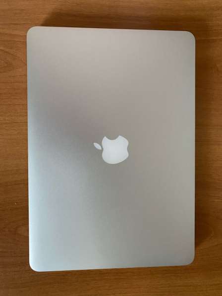 Apple MacBook Pro 13 2015(Retina, i5, 8gb, 256gb) в Челябинске
