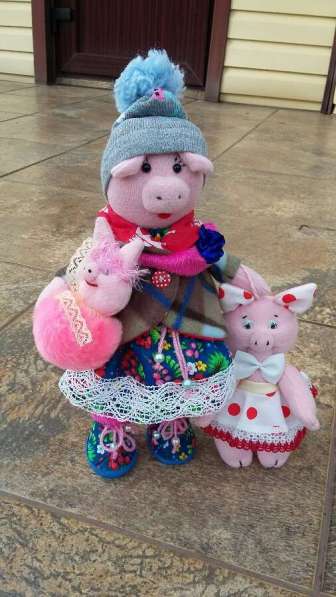 Свинка-мама. Текстильная куколка