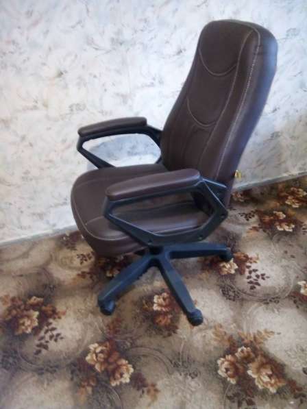 Офисное кресло в Дзержинске
