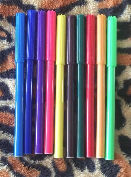 Цветные фломастеры и карандаши в Омске