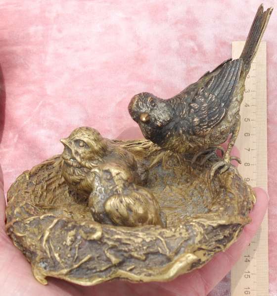 Бронзовая статуэтка Гнёздышко с птенцами, венская бронза