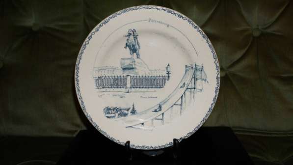 Декоративная тарелка с Медным Всадником. Россия, XIX век