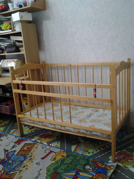 Кроватка детская продаю в Благовещенске