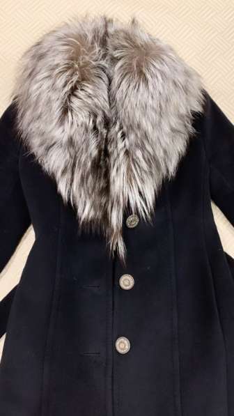 Пальто шерстяное зимнее, мех чернобурки 42 размер в Смоленске фото 5