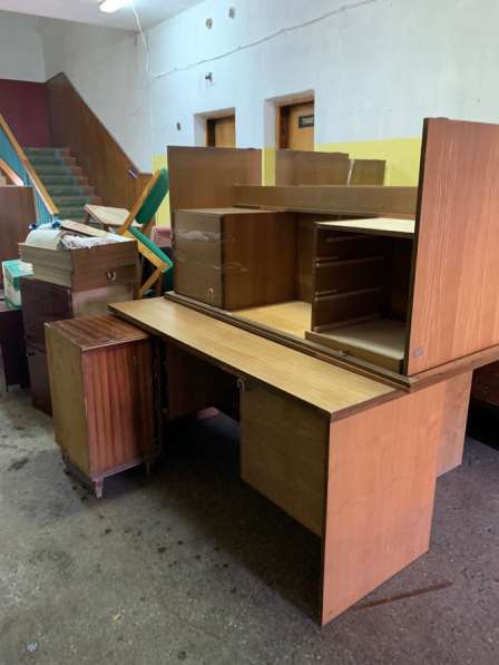 Продам мебель оптом, вещей много, цена договорная в Москве