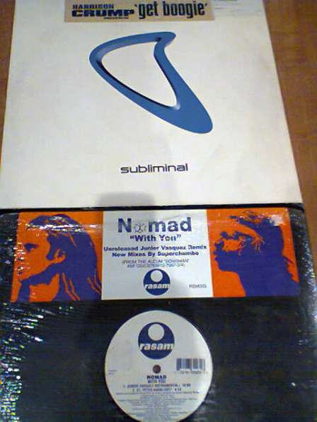 Toshiba Satellite L300-129 Поддон ноутбука в Москве фото 31