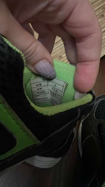 Кроссовки 32 размер в 