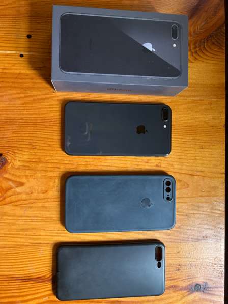 Продаю iPhone 8 Plus