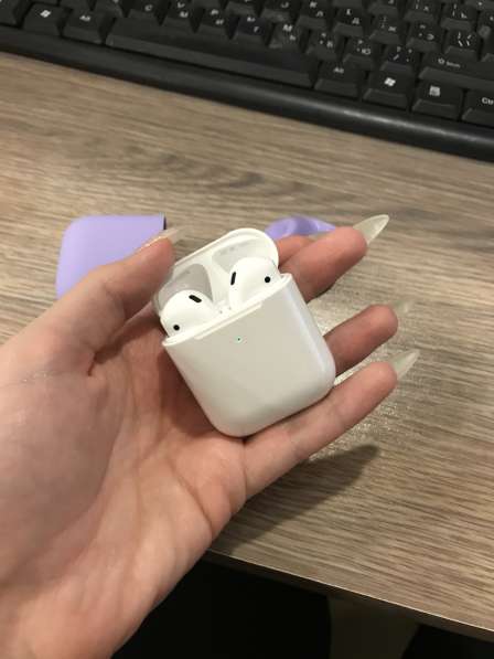 AirPods 2-ого поколения в Москве