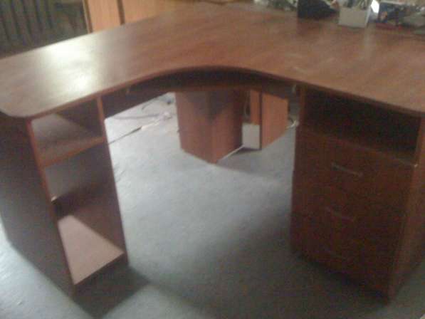 Продам 4 офисных угловых стола в Симферополе фото 4