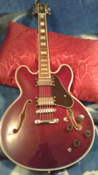 Продаю гитару Gibson 335