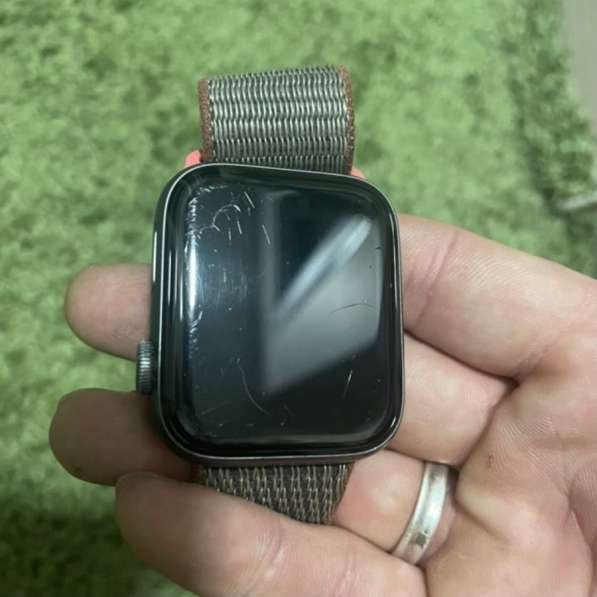 Apple Watch 4 44mm black в Петропавловск-Камчатском фото 5