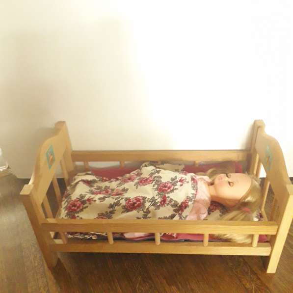 Кроватка для кукол деревянная в Екатеринбурге фото 3
