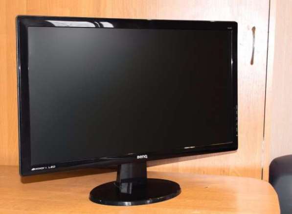 Шикарный широкоформатный монитор BENQ GL2450