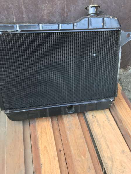 Продам радиатор охлаждения ВАЗ-2103, 2121, М-412 Оригиналы