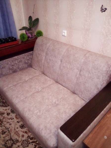 Продам диван на гарантии