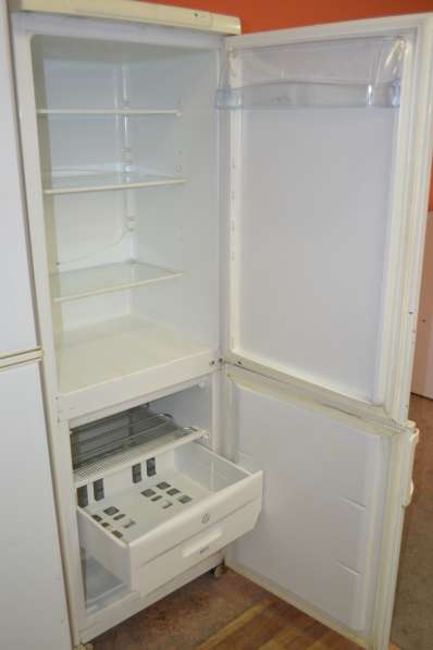 Холодильник Electrolux ERB 31099 W в Москве фото 4