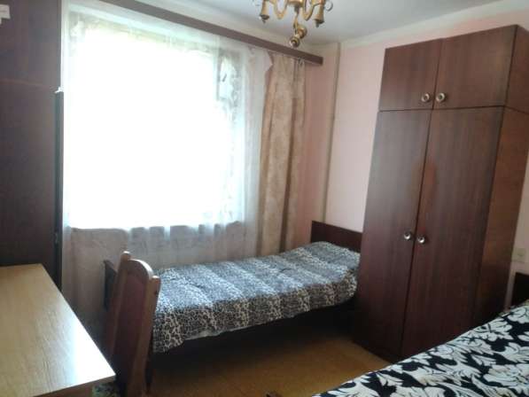 Продам трёхкомнатную квартиру в элитном районе в Севастополе фото 6