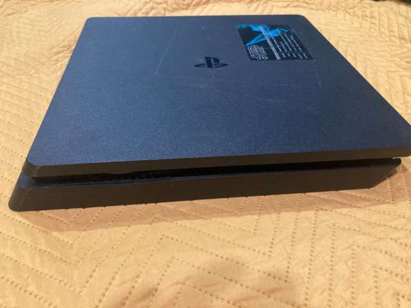 Ps 4 slim